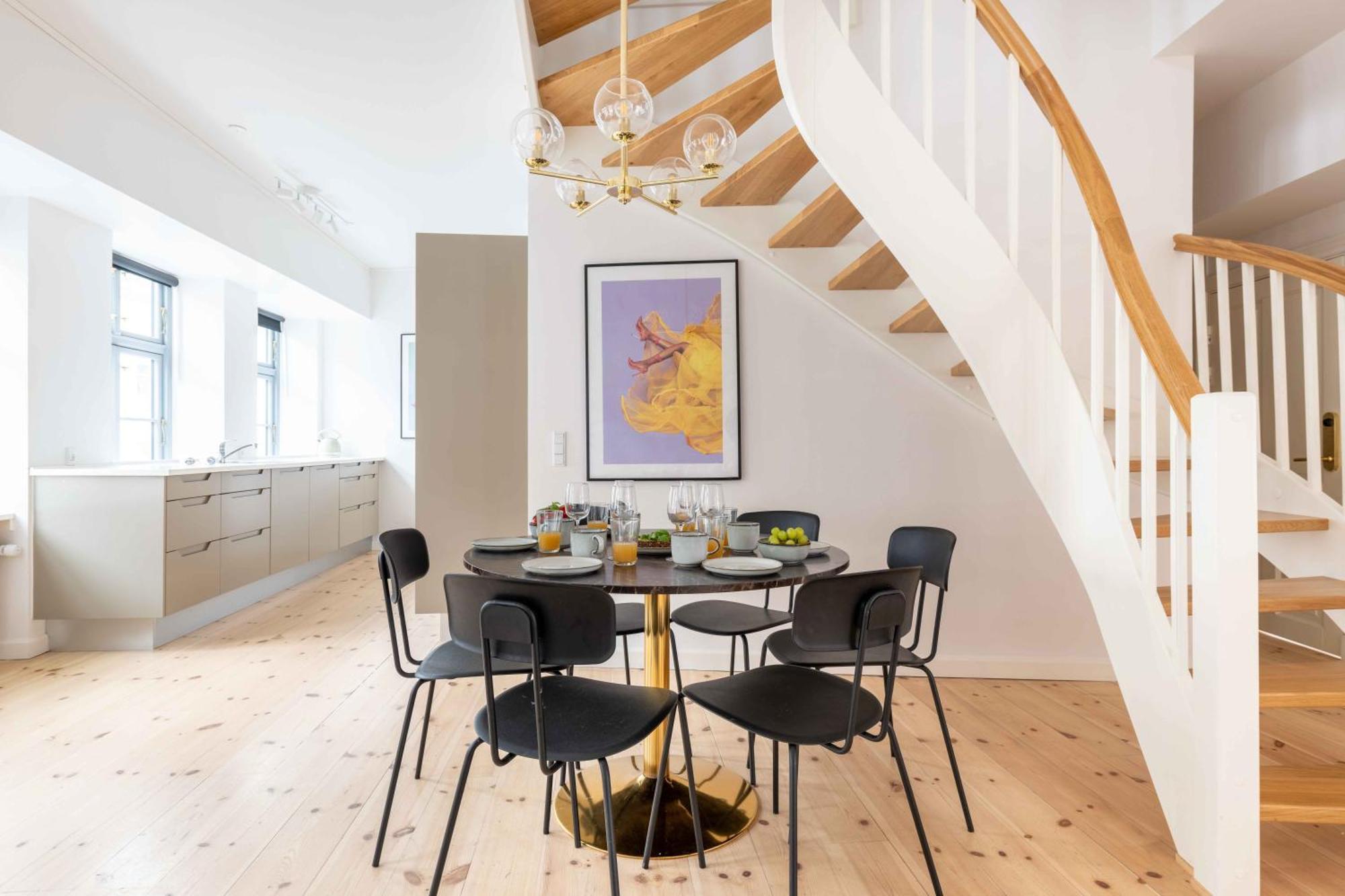 On Location By Round Tower Appartement *
